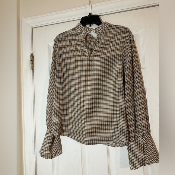 A new day sheer long sleeve blouse size large. - Picture 2 of 7